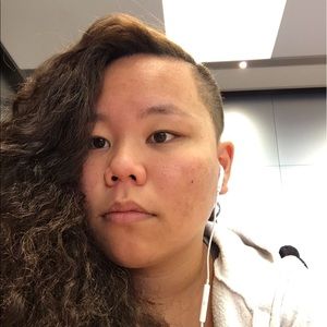 Meet your Posher, Talia